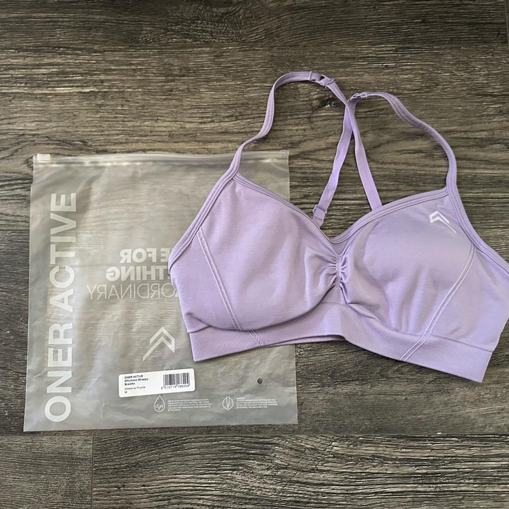 EFFORTLESS STRAPPY BRALETTE